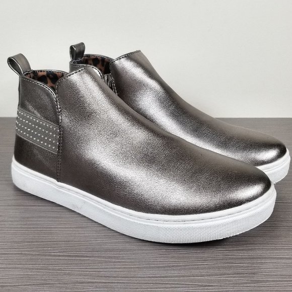 Steve Madden Crusin' Metallic Platform Sneaker, Platinum, Big Kid Size 5 M 8-12 - Picture 1 of 8